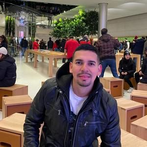 Meet your Posher, Jose israel